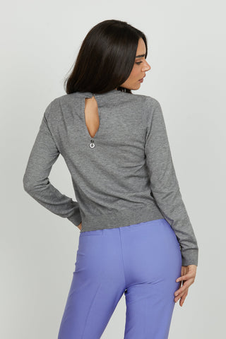 Maglia CRETAS manica lunga girocollo con goccia schiena più applicazione pietre