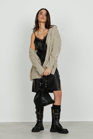 Cardigan CERIGO manica lunga scollo v con bottoni più spacchi fondo più detagli lurex