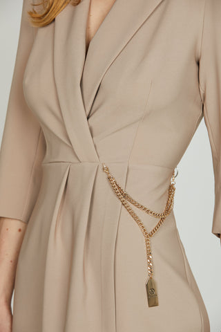 Abito SISSYL corto m.3/4 con spac. Con revers gonna con pannello più pieghe più c.logo