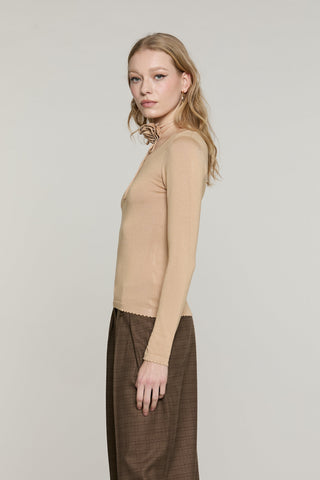 Maglia DANTIM manica lunga scollo madonna con collarino fiore con strass