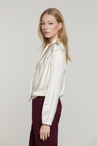 Blusa ARAU manica lunga scollo incrocio con elastico vita più fusciacca