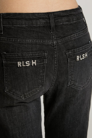 Pantalone SCHIFFER_BLACK v.media 5 ts flaire fit con logo strass tasche denim