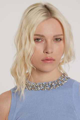 Canotta LAWRENCE smanicata con applicazioni gioiello più goccia più bottone