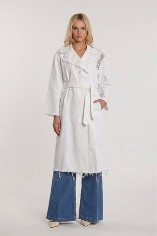 Trench BLANCA_10 maniche lunghe doppiopetto con tasche più cintura con applicazioni più revers e frange