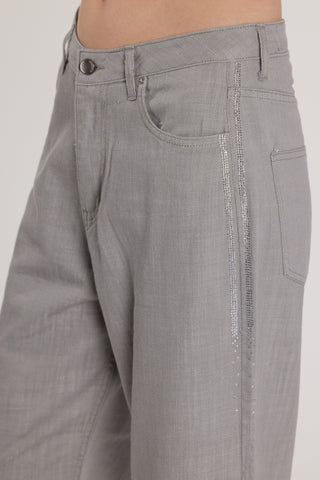 Pantalone CARLA_32 vita media cinque tasche con applicazioni strass laterali baggy fit grey cotone