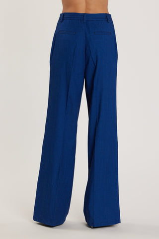 Pantalone ALAIN_21 vita alta con cintura più alamaro più pinces più tasche francesi denim