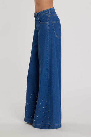 Pantalone LINDA_23 vita media con applicazioni pietre wild fit denim tencel