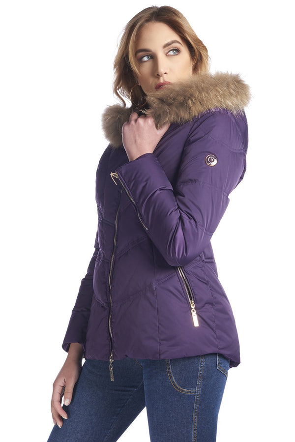 Piumino lunghezza media, zip trasversale e vestibilità ampia pelliccia al cappuccio, relish fashion moda, abbigliamento femminile