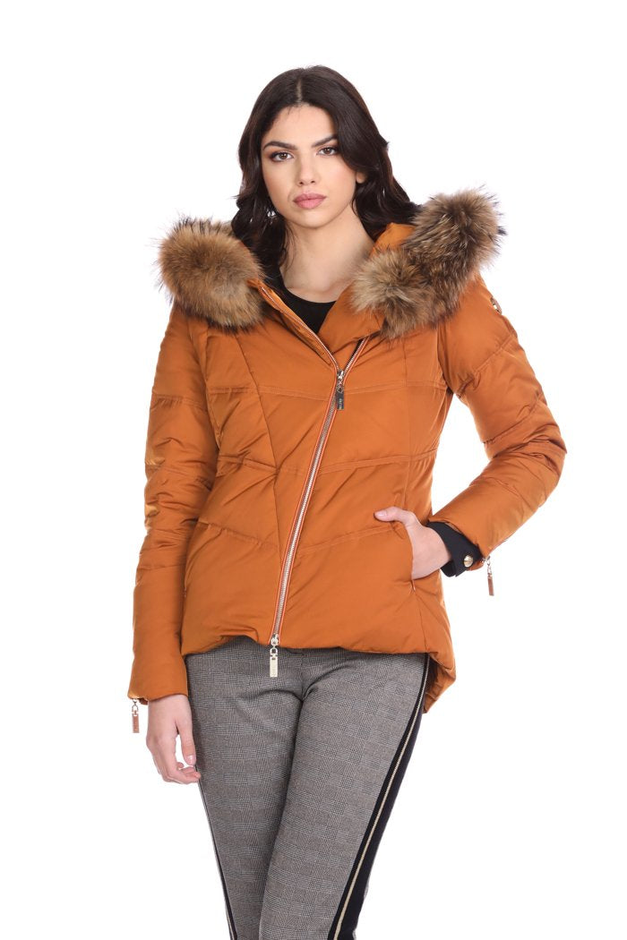 Piumino PYLET manica lunga con dettagli ecopelle più zip trasvers. più cappuccio pelliccia